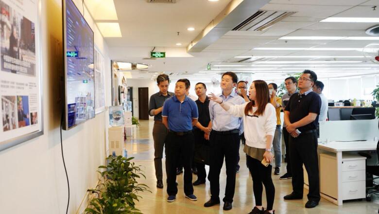 尊龙凯时集团与成都传媒集团签署战略合作协议