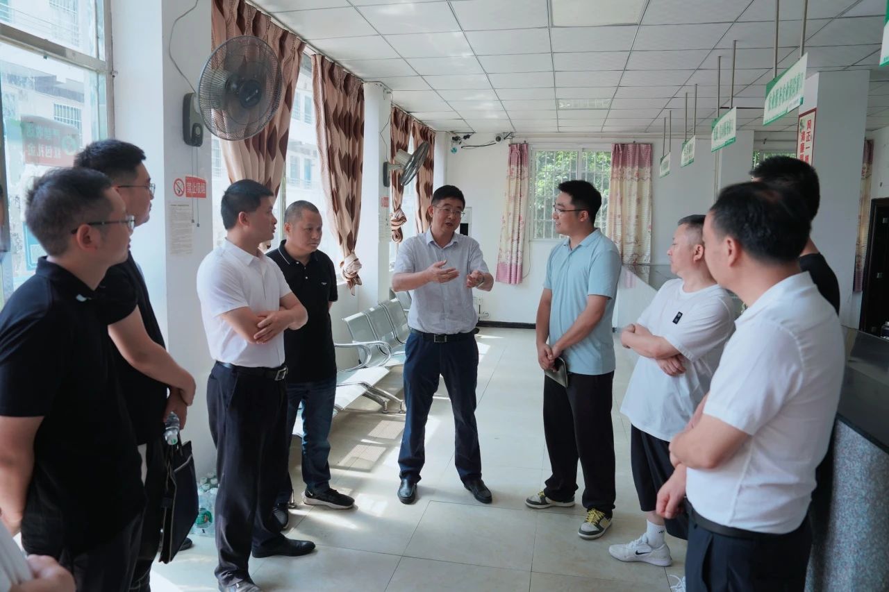 许东明赴南充市嘉陵区、巴中市通江县调研督导定点帮扶和托底性帮扶工作